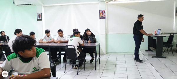  Exitosa Charla sobre Salud Mental 